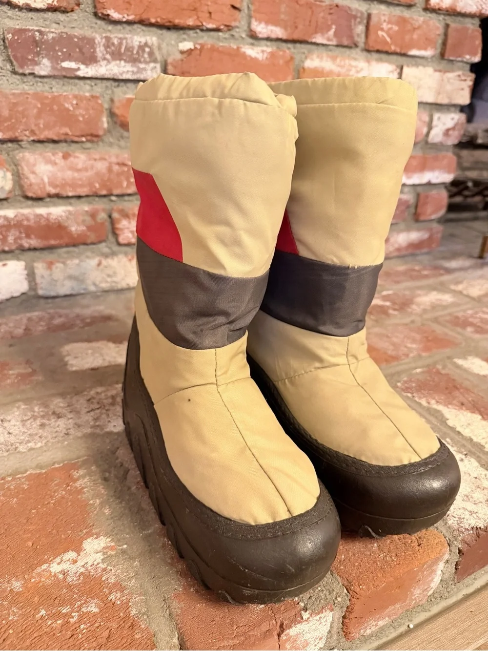 Vintage 1980s ProWings Moon Boots Snow Boots